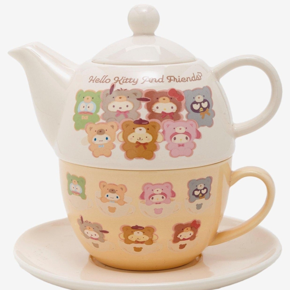 Sanrio Hello Kitty and Friends Teapot Set - Cream and Pink